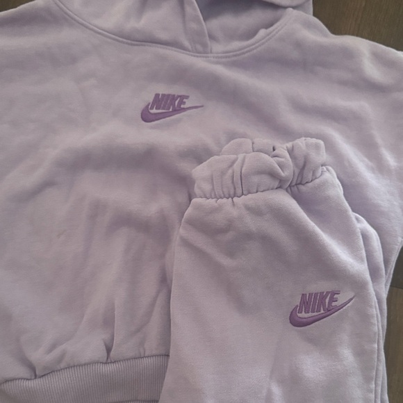 Nike Lavender Tracksuit Set - Picture 2 of 4